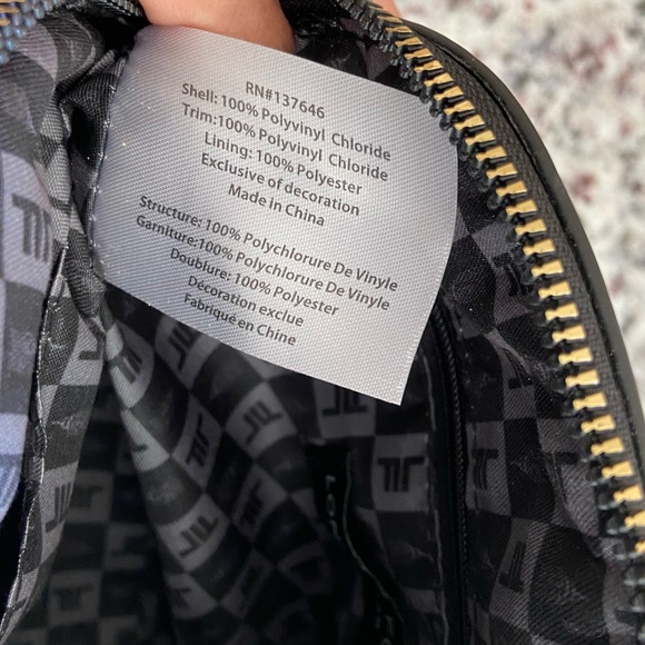 LONDON FOG ELLIE SIGNATURE CROSSBODY - Picture 10 of 15